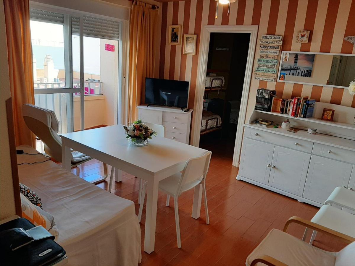 شقة كاديز  في Apartamento Las Brisas المظهر الخارجي الصورة